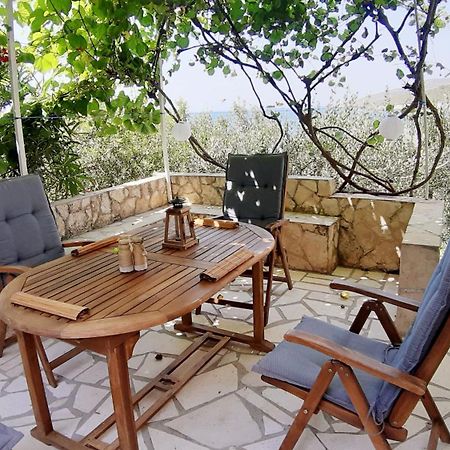 Apartments By The Sea Zavalatica, Korcula - 189 Eksteriør bilde